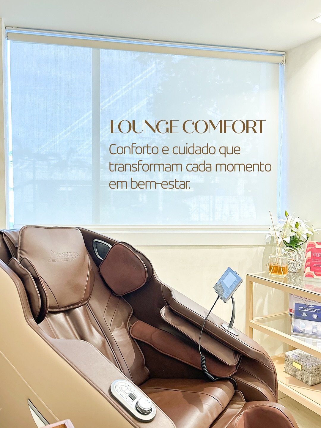 Lounge Comfort da clínica Grupo Caru Moreno, com poltrona de massagem e luz natural